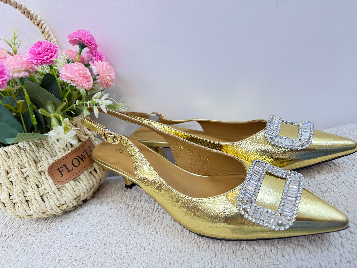 LUSTROUS SILVER & GOLD HALF-SLING HEEL SHOES