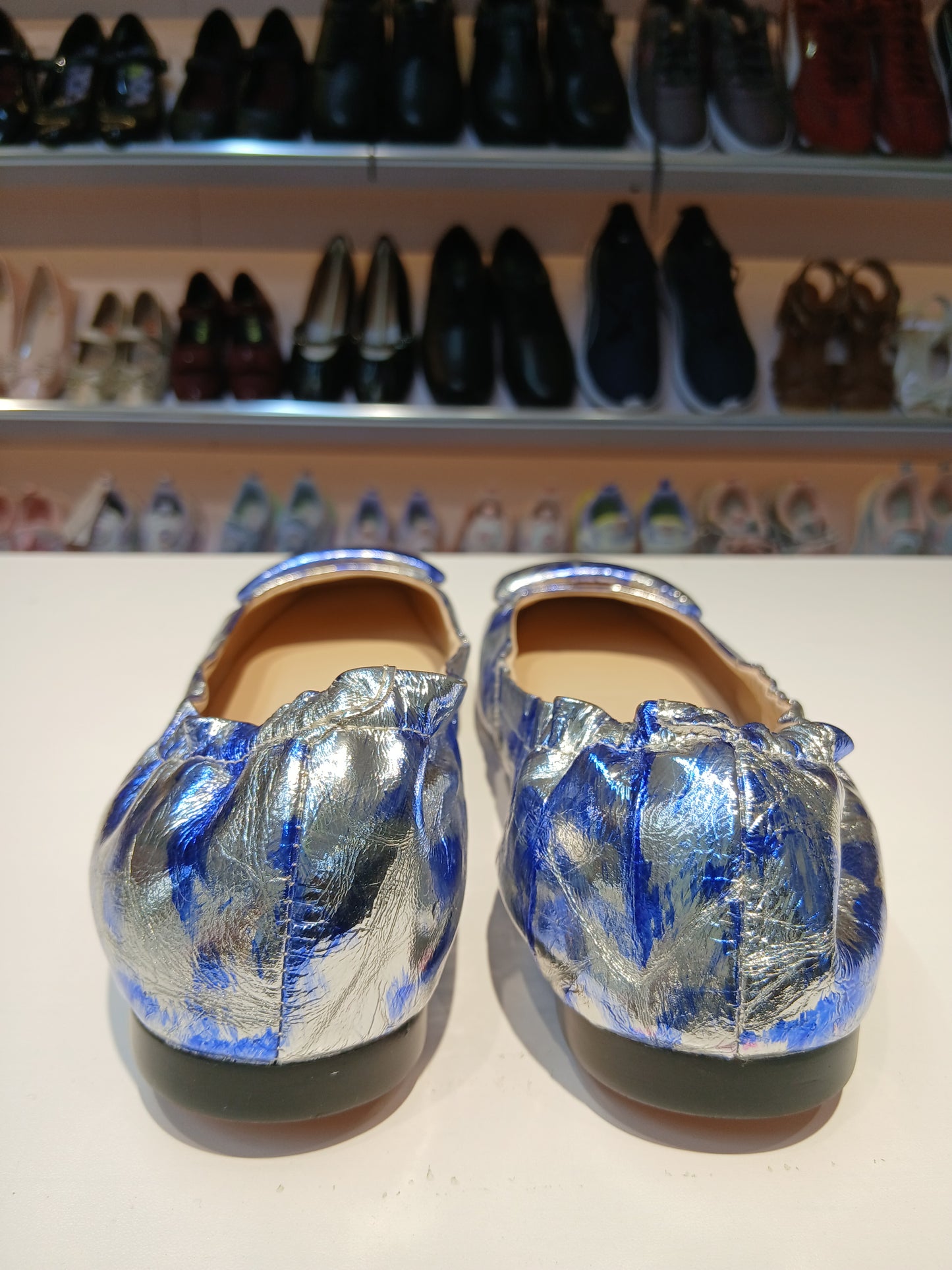 COLOURFUL PATENT FLAT SHOES
