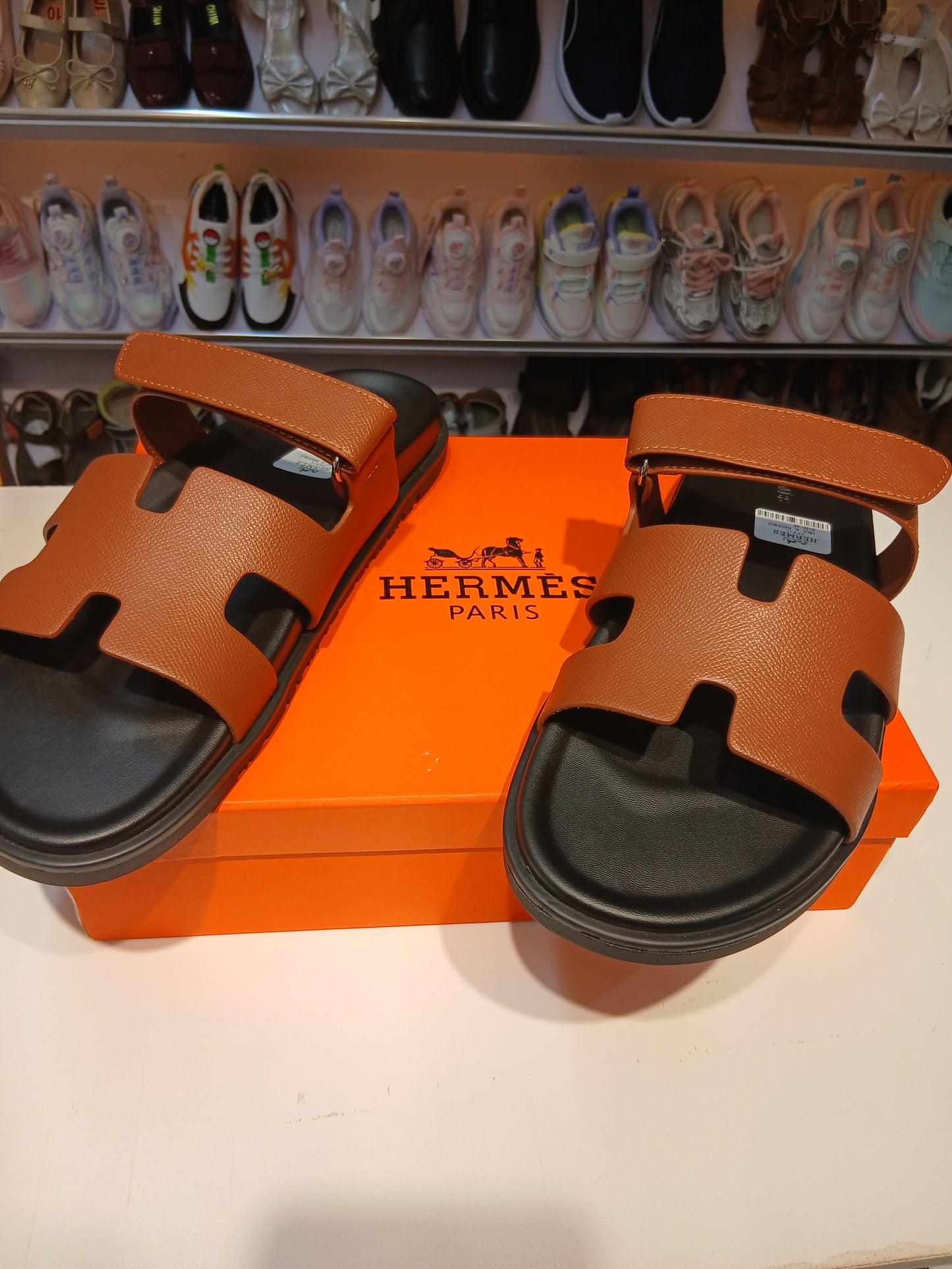 SMOOTH & COMFORTABLE HERMES SANDALS