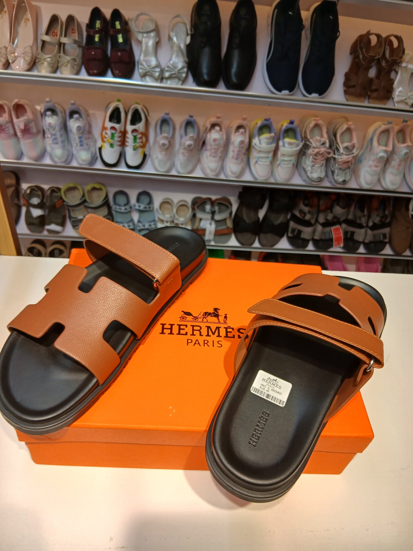 SMOOTH & COMFORTABLE HERMES SANDALS