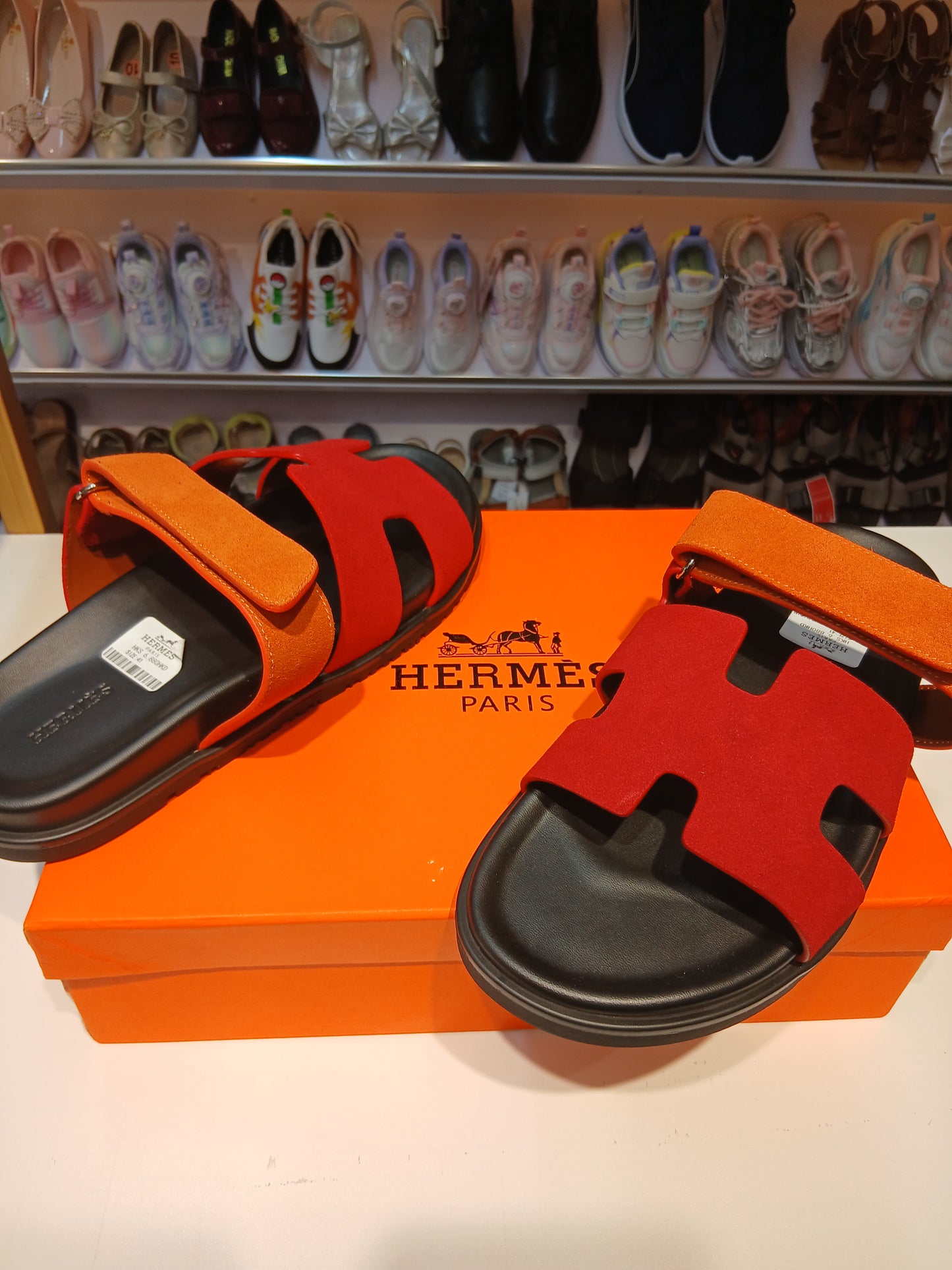 SMOOTH & COMFORTABLE HERMES SANDALS
