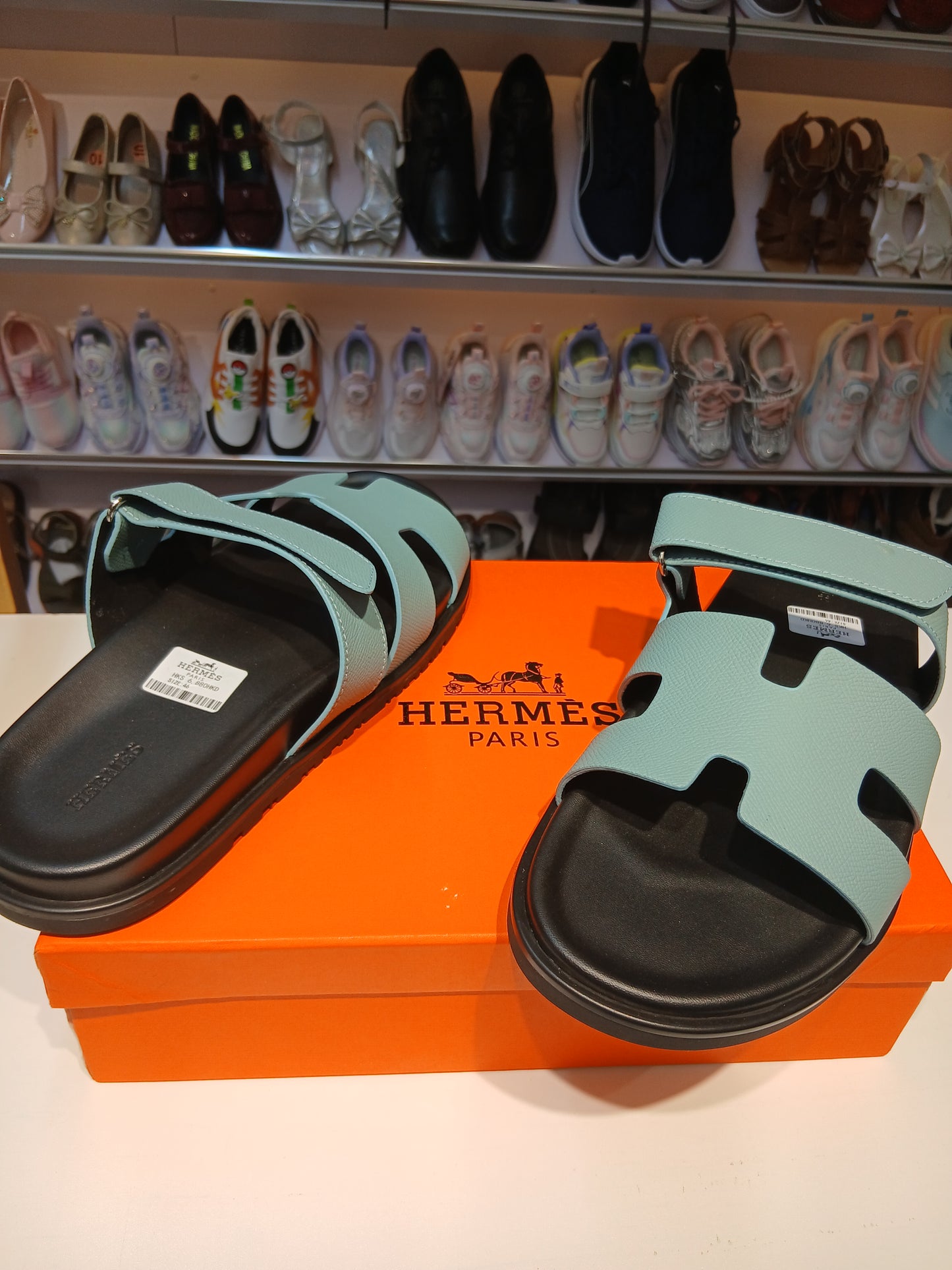 SMOOTH & COMFORTABLE HERMES SANDALS