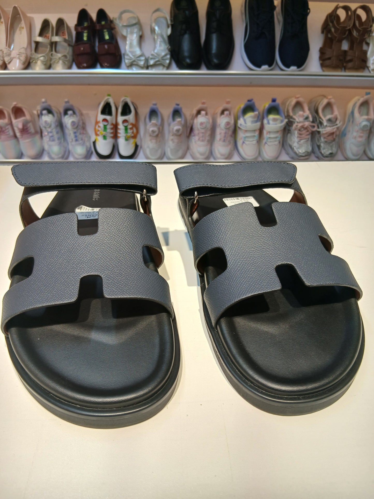 SMOOTH & COMFORTABLE HERMES SANDALS