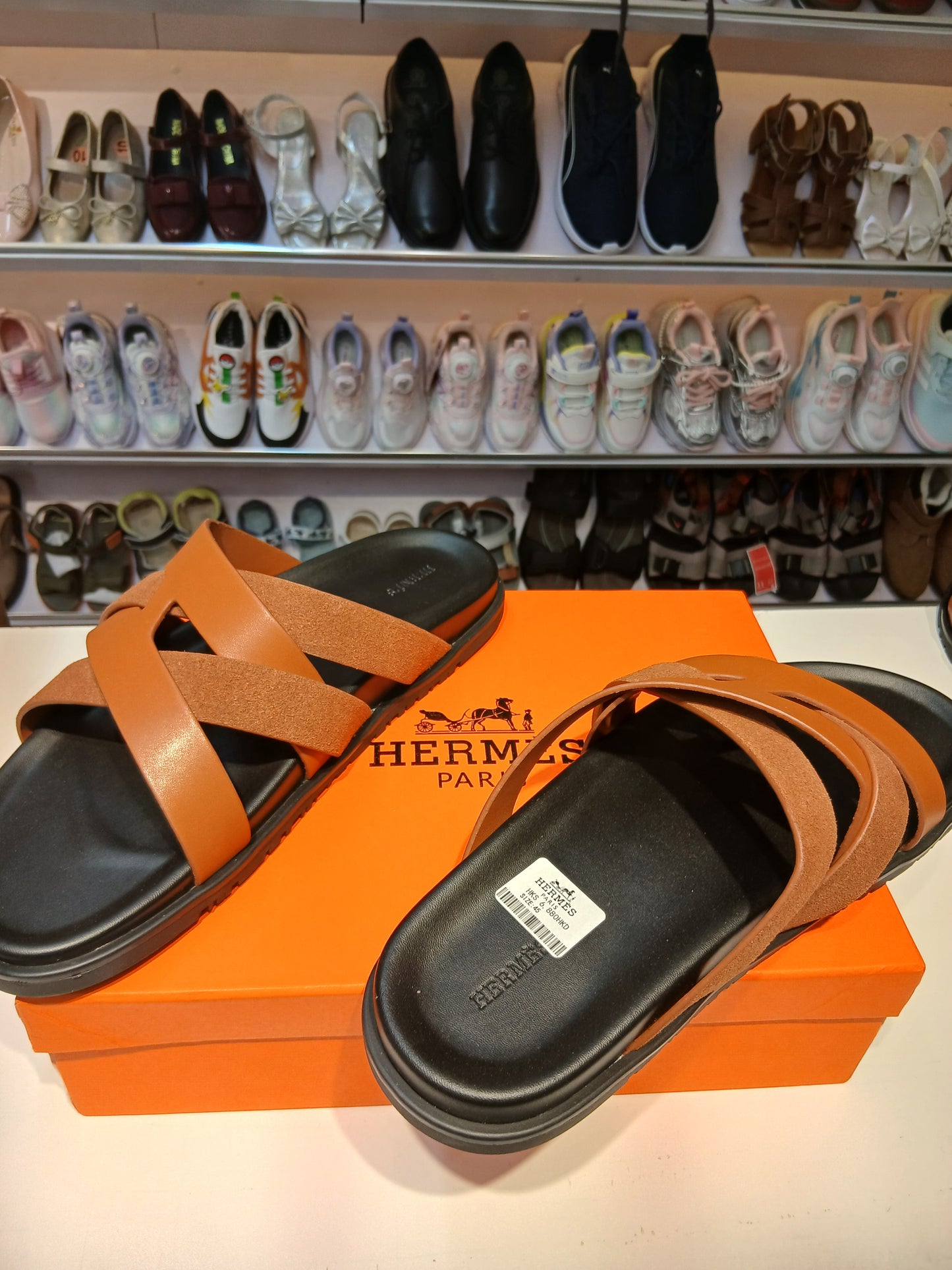 SMOOTH & COMFORTABLE HERMES SANDALS