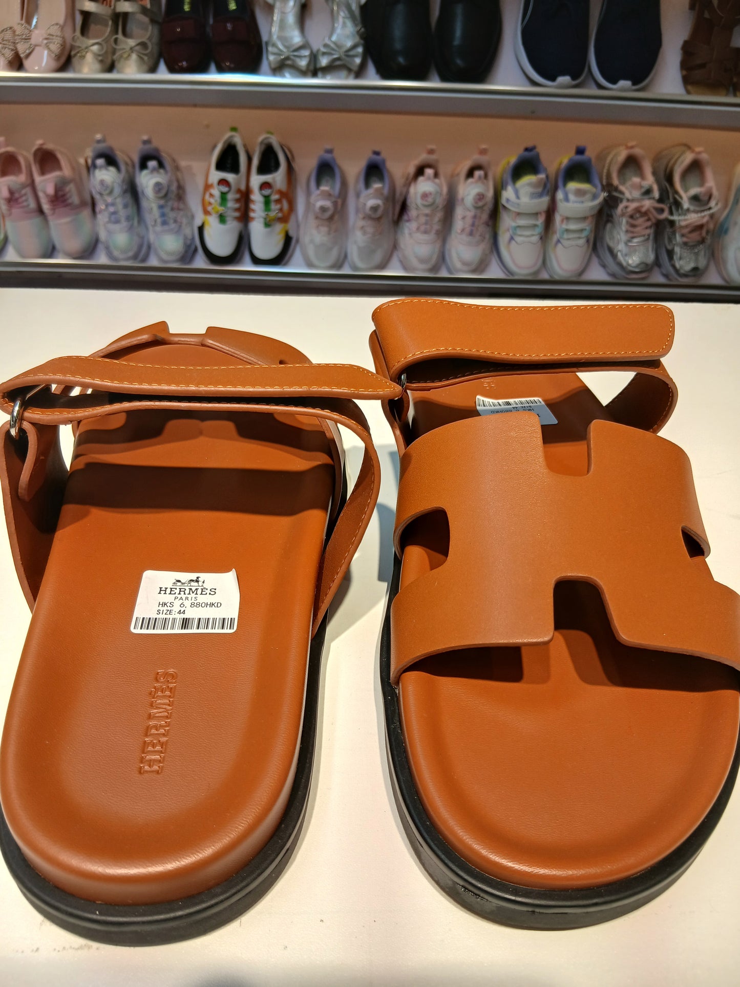 SMOOTH & COMFORTABLE HERMES SANDALS