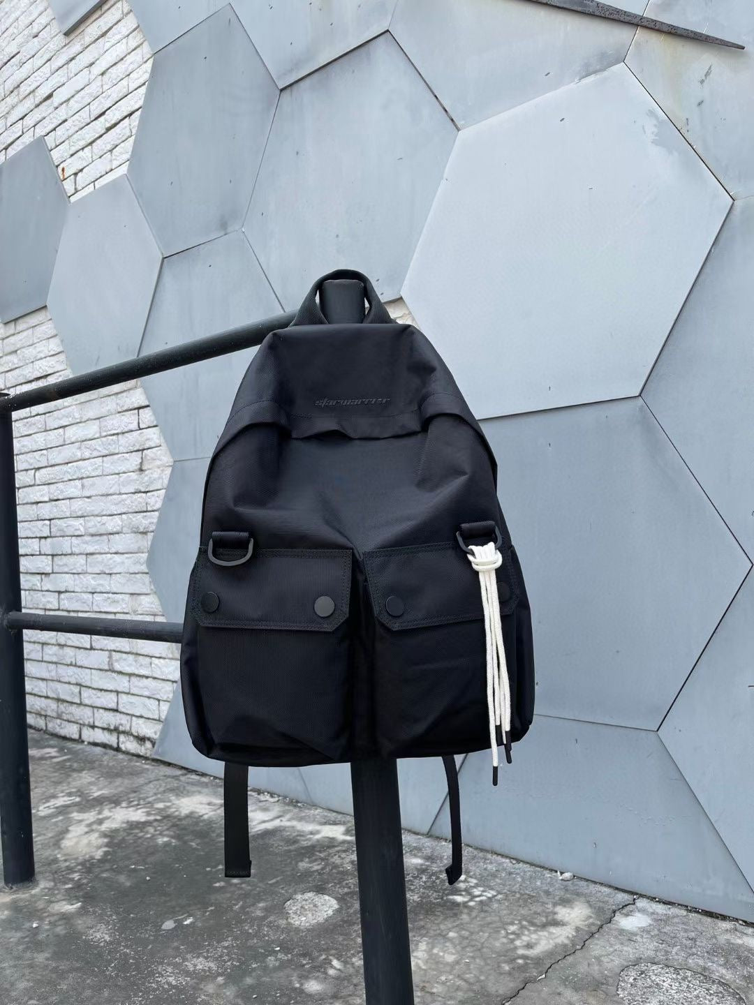 BLACK BACKPACK
