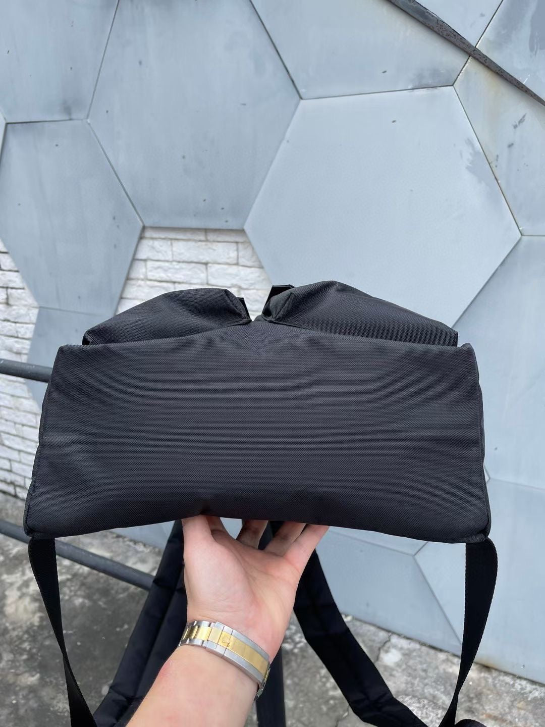 BLACK BACKPACK