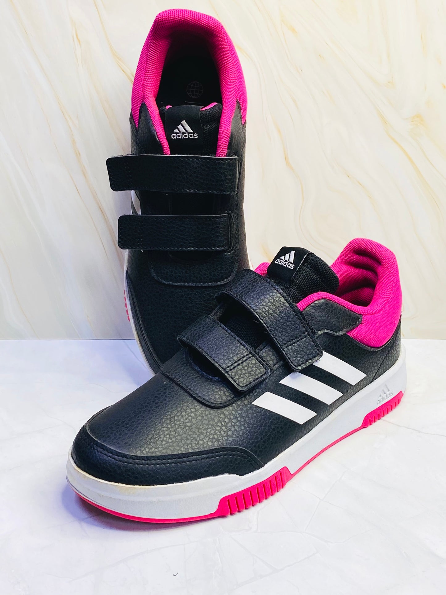 ADIDAS LOW FEMALE SHOES PINK, BLACK AND WHITE