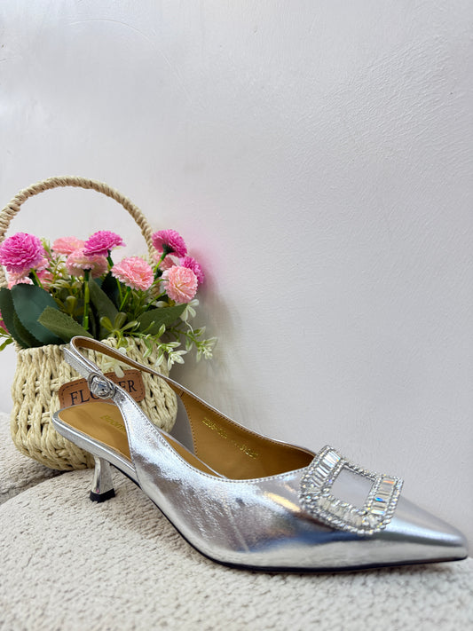LUSTROUS SILVER & GOLD HALF-SLING HEEL SHOES